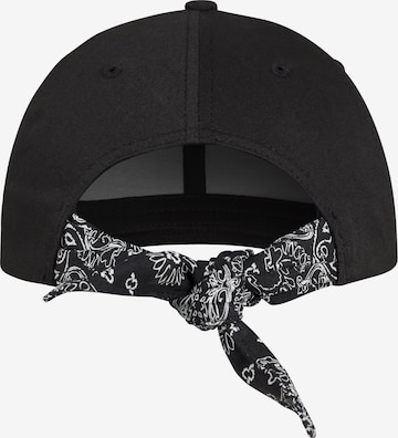 Casquette Flexfit en noir