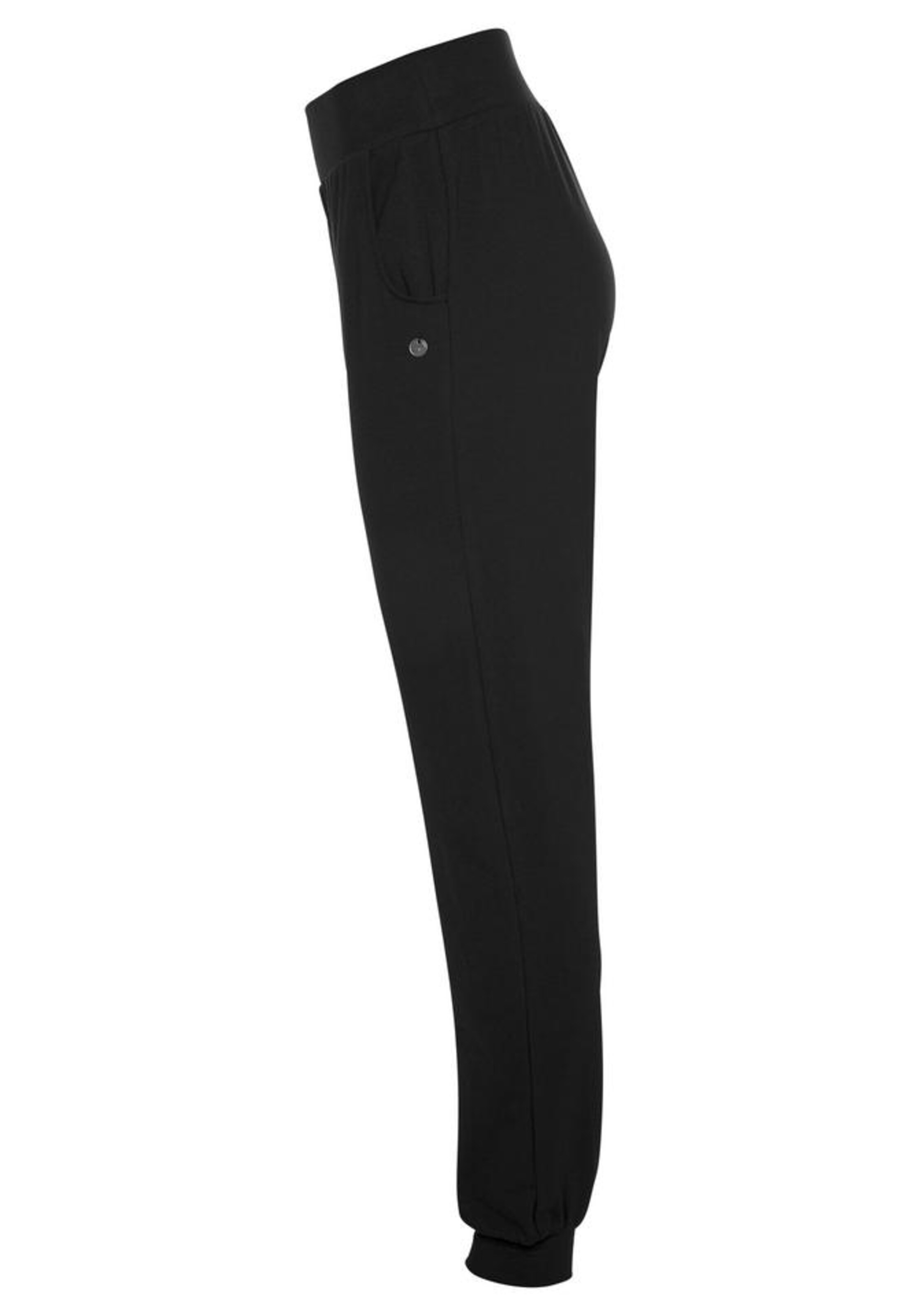 OCEAN SPORTSWEAR Tapered Workout Pants in Black