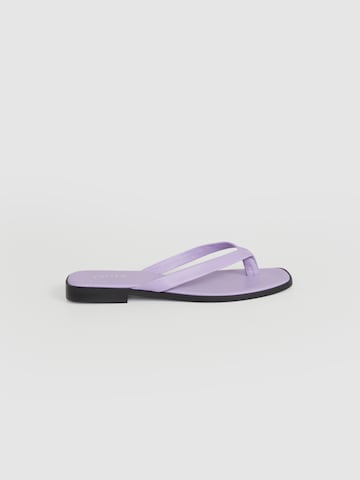 EDITED T-bar sandals 'Mayia' in Purple: front