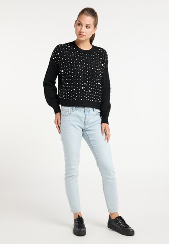 MYMO Sweater in Black: front