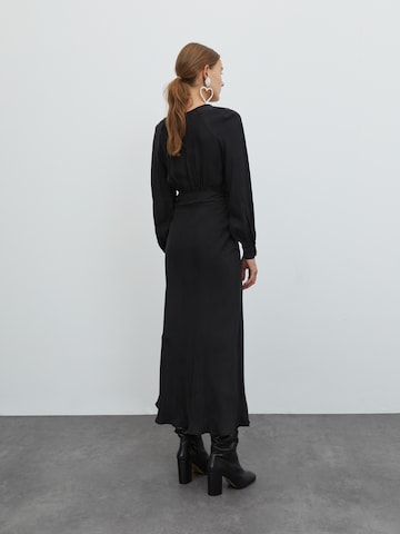 Robe 'Alencia' EDITED en noir