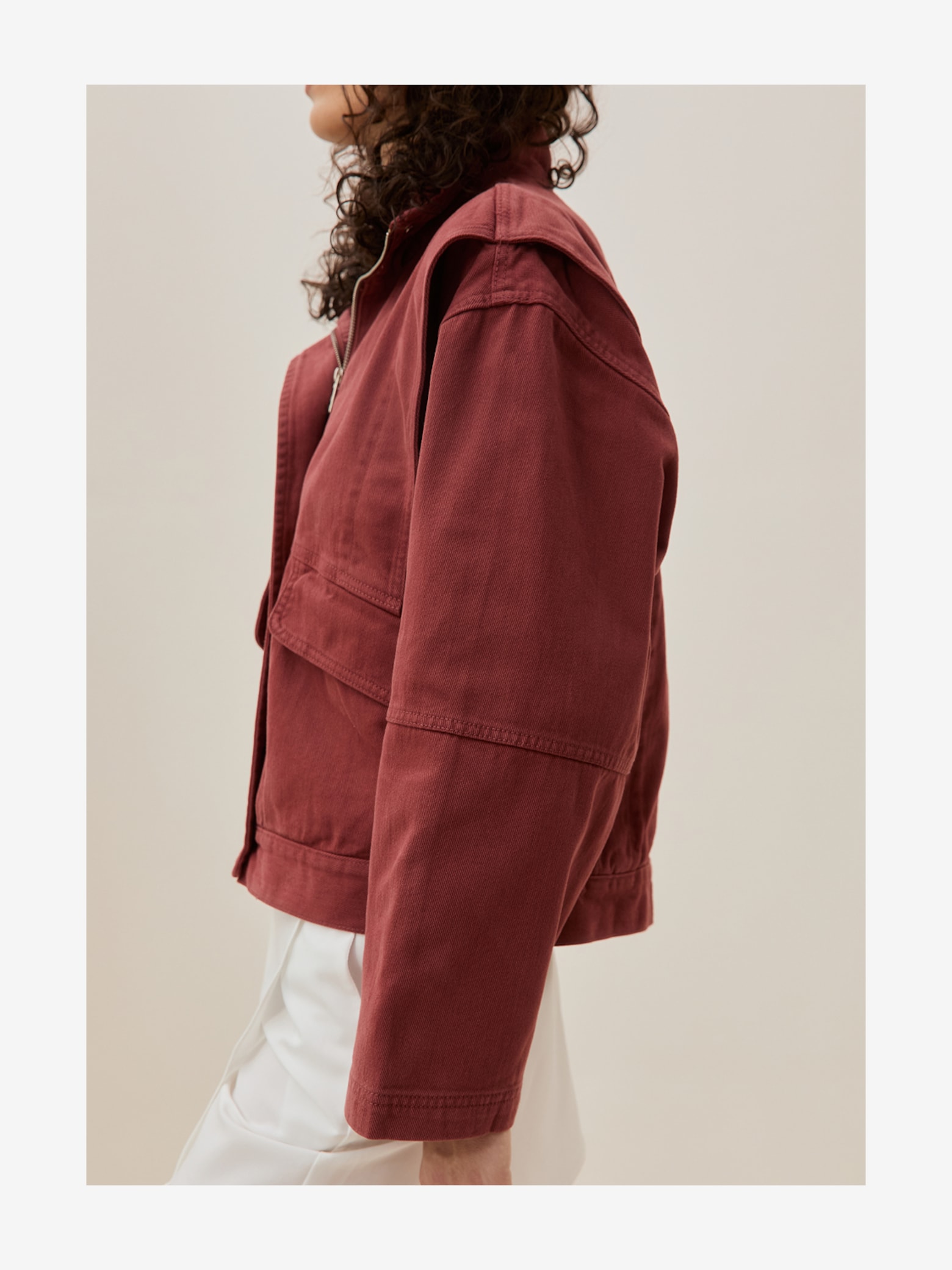 Sid - White Pants and Red Jacket Look