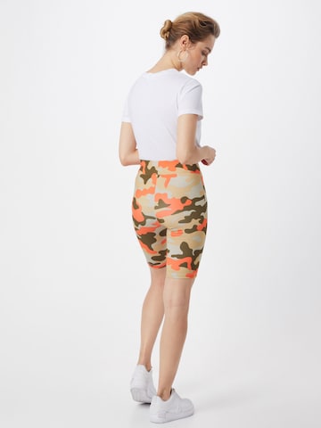 Urban Classics Skinny Shorts in Mischfarben