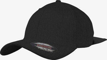 Casquette Flexfit en noir : devant