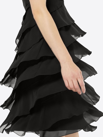 Rochie de cocktail de la SWING pe negru