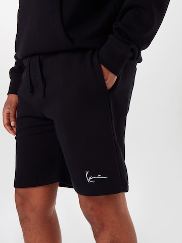 Karl Kani Regular Shorts in Schwarz