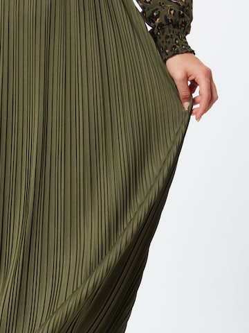 ABOUT YOU Skirt 'Talia' in Green