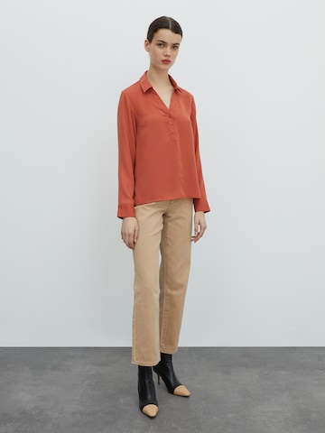 EDITED - Blusa 'Kim' em laranja