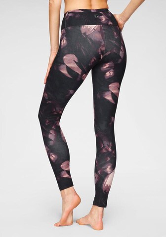 LASCANA ACTIVE Skinny Παντελόνι φόρμας σε λιλά