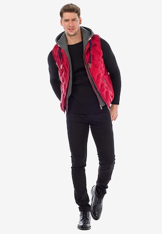 CIPO & BAXX Bodywarmer in Rood: voorkant