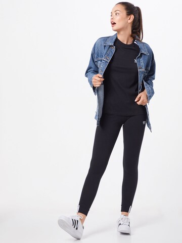 Tricou de la ADIDAS ORIGINALS pe negru