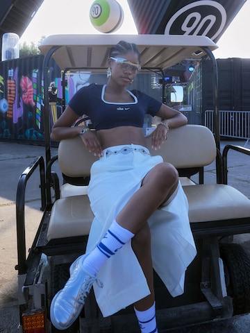 Festival Flame Look by Nike