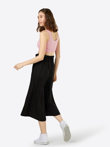 VILA Szeroka nogawka Spodnie 'Amaly' w kolorze czarny: tył
