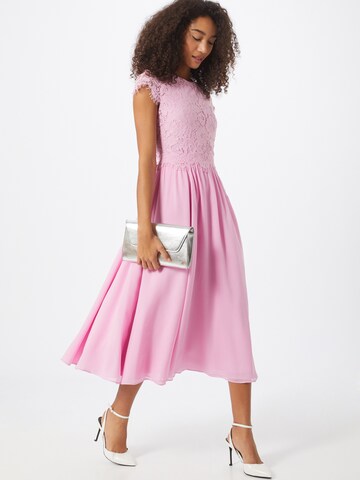 IVY OAK Kleid in Pink