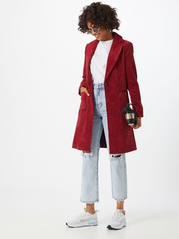 Manteau mi-saison 'Astrid' ONLY en rouge