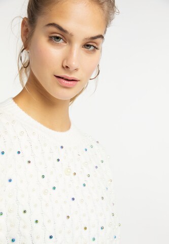 MYMO Sweater in White