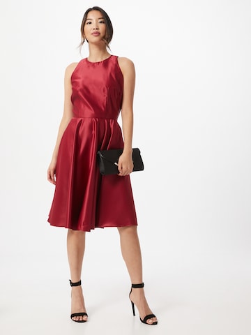 Robe de cocktail SWING en rouge