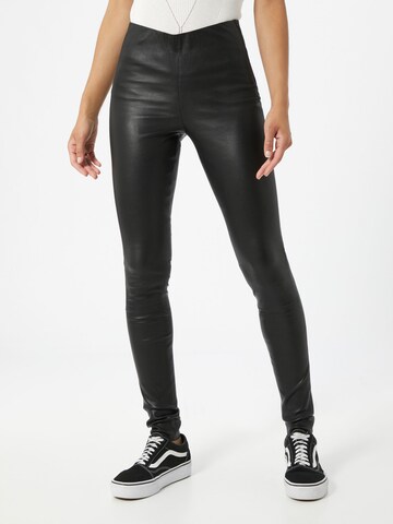 Samsøe Samsøe Skinny Stretch Lederleggings 'Delta' in Schwarz: predná strana