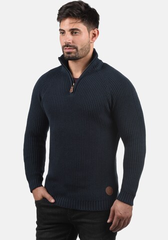!Solid Sweater 'Xenox' in Blue: front