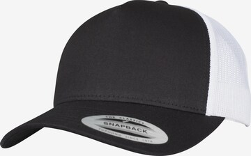 Flexfit Pet '5-Panel Retro' in Zwart: voorkant