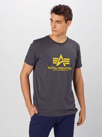 ALPHA INDUSTRIES T-Shirt in Grau: predná strana