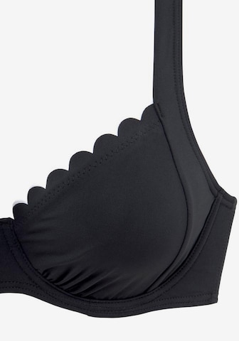LASCANA T-shirt Bikini Top 'Camilla' in Black