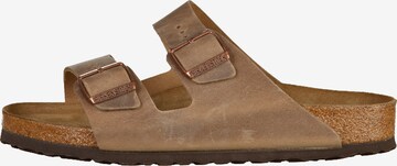 BIRKENSTOCK Pantofle 'Arizona' – hnědá