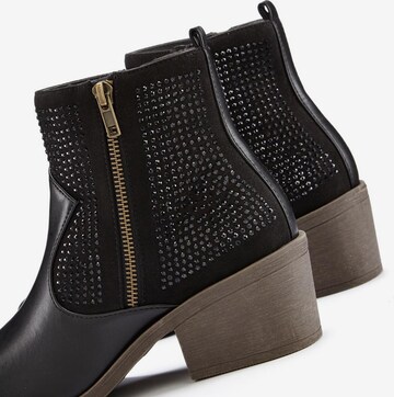 Ankle boots di LASCANA in nero