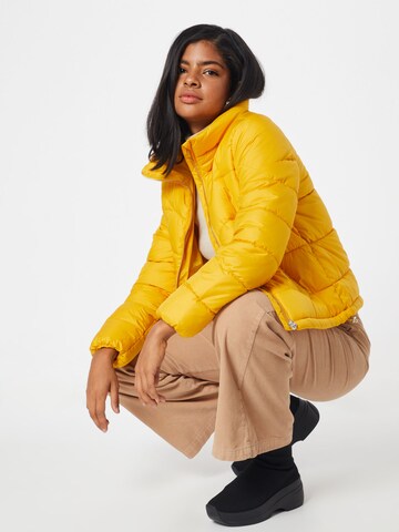 Veste d’hiver QS en jaune