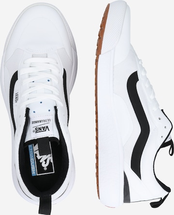 VANS Trampki niskie 'UltraRange EXO' w kolorze biały