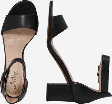 CLARKS - Sandalias con hebilla 'Deva Mae' en negro