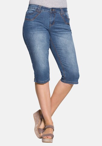 SHEEGO Slimfit Jeans in Blauw: voorkant