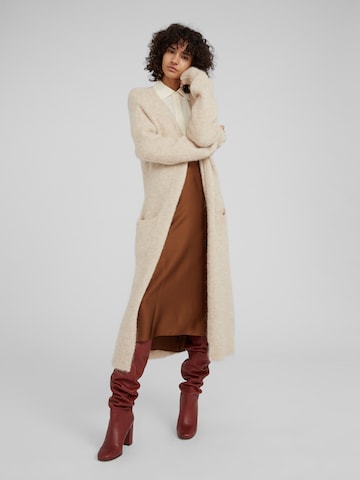 Manteau en tricot 'Caesar' EDITED en beige : devant