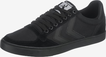 Sneaker low de la Hummel pe negru: față