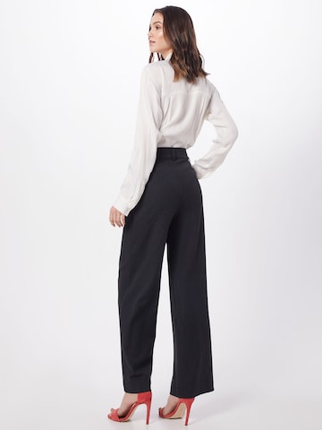 mbym Wide leg Broek 'Gennie' in Zwart