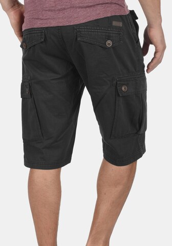 !Solid Regular Cargoshorts 'Valongo' in Schwarz