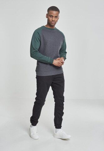 Urban Classics Sweatshirt in Grau