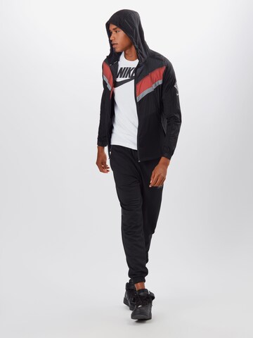 NIKE Regular fit Športna jakna | črna barva