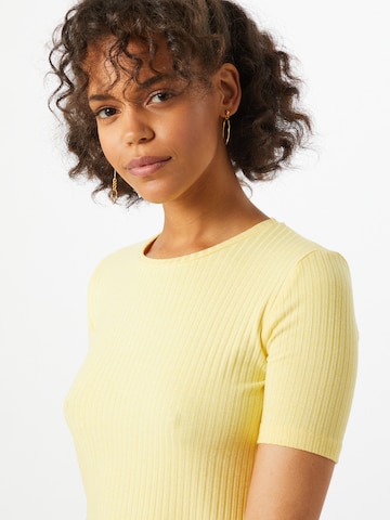 SISTERS POINT Shirt 'Pro' in Yellow