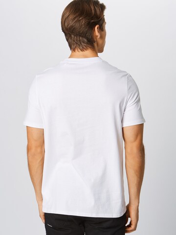 GUESS Regular Fit T-Shirt in Weiß: zadná strana