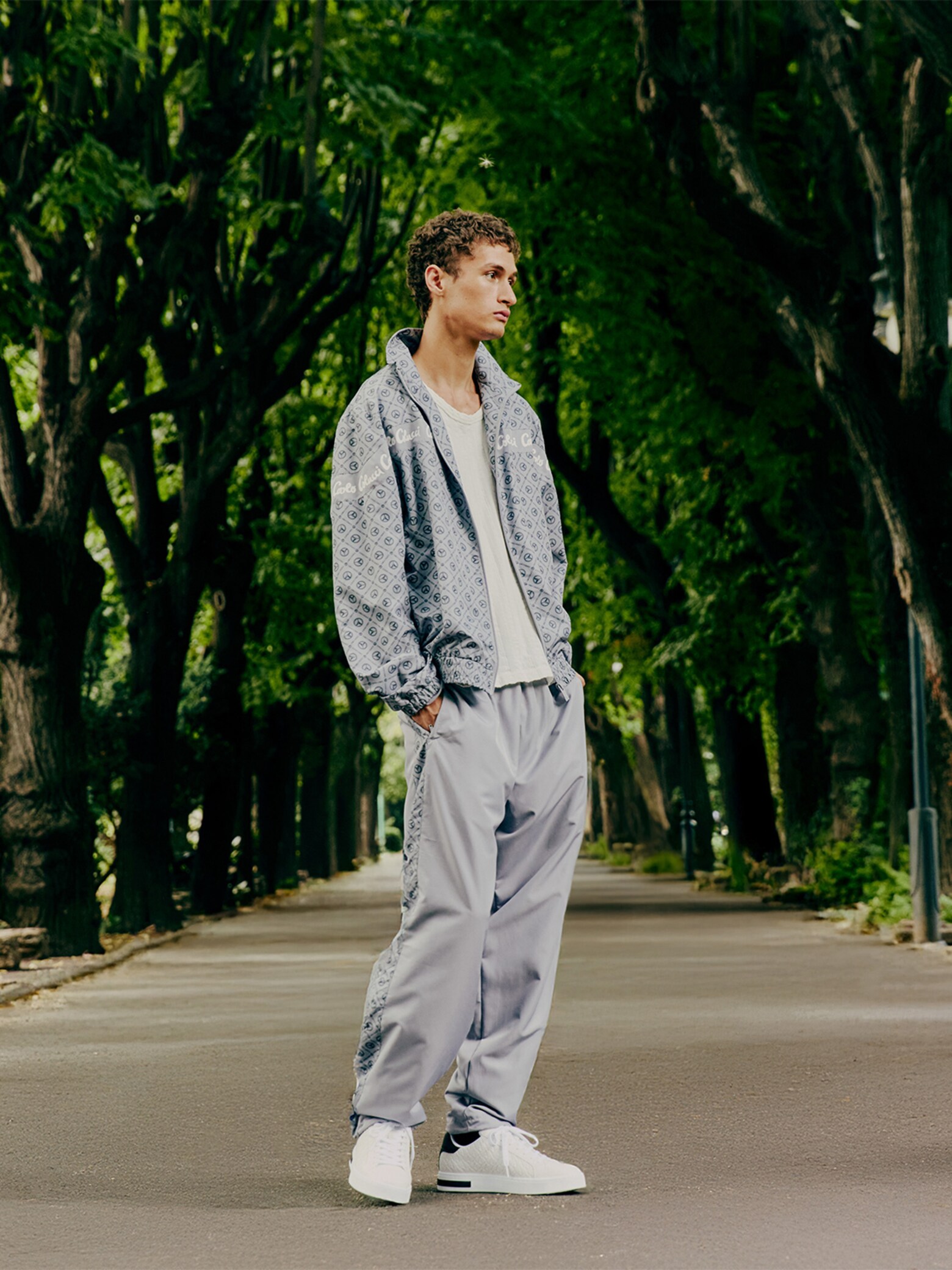 Madson - Grey Tracksuit Look