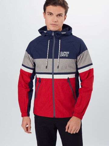 Coupe regular Veste mi-saison Superdry en mélange de couleurs : devant