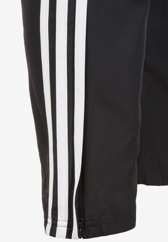 ADIDAS PERFORMANCE Tapered Sportbroek 'Tiro 19 Woven' in Zwart