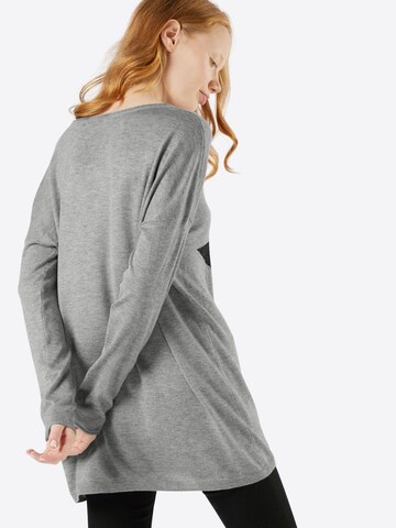 Pull-over ONLY en gris : derrière