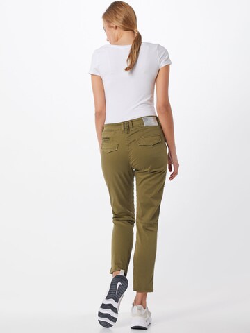 Regular Pantaloni 'RICH' de la MAC pe verde