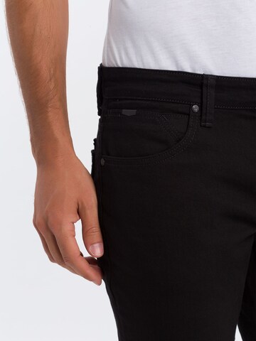 CROSS JEANS Slimfit Jeans 'Dylan' in Schwarz