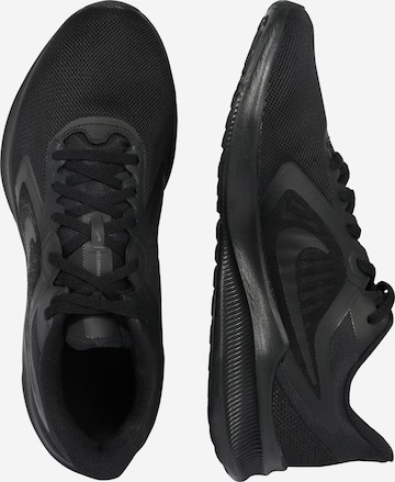 juoda NIKE Bėgimo batai 'Downshifter 10'