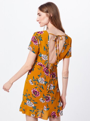 Boohoo - Vestido de verão em amarelo: atrás