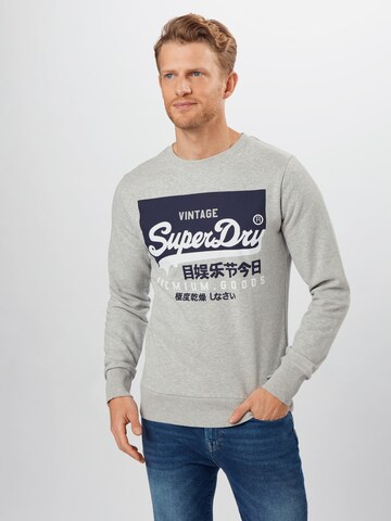 Superdry Sweatshirt in Grau: predná strana