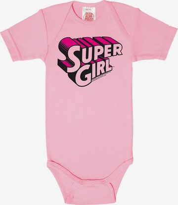 LOGOSHIRT Rompertje/body 'DC Super Girl' in Roze: voorkant